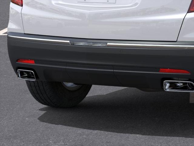 Photo of 2025 Crystal White Tricoat Cadillac XT5