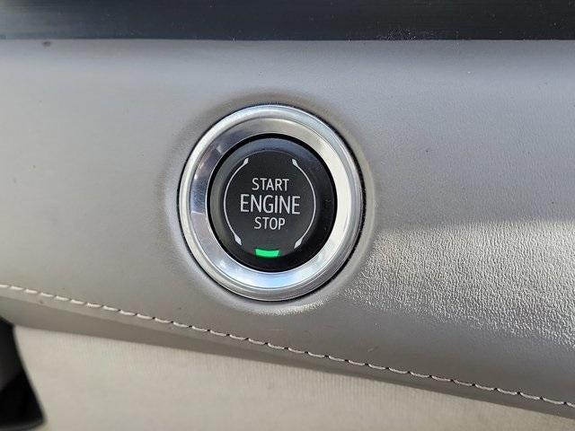 Photo of 2021 Dark Moon Blue Metallic Cadillac Escalade