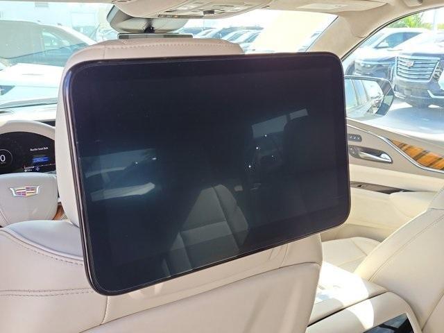 Photo of 2021 Dark Moon Blue Metallic Cadillac Escalade