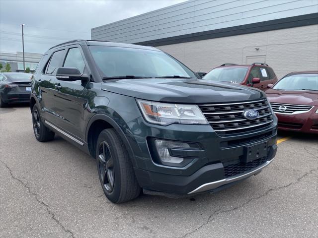Photo of 2016 Guard Metallic Ford Explorer