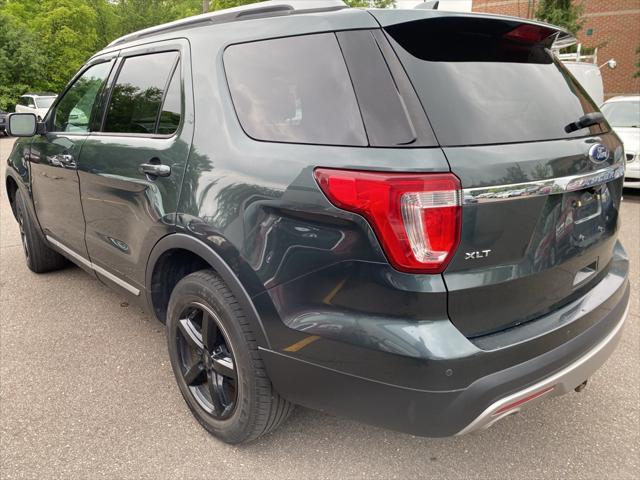Photo of 2016 Guard Metallic Ford Explorer