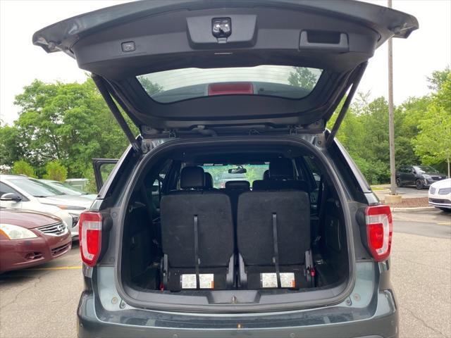 Photo of 2016 Guard Metallic Ford Explorer