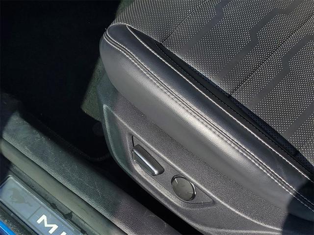 Photo of 2019 Velocity Blue Metallic Ford Mustang