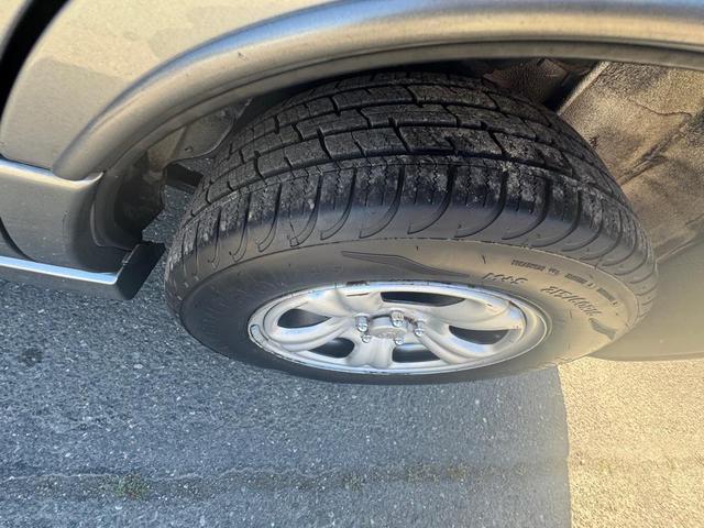 Photo of 2007 SILVER Subaru Forester