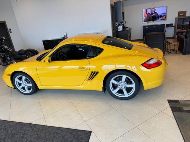 Photo of 2008 Speed Yellow Porsche Cayman