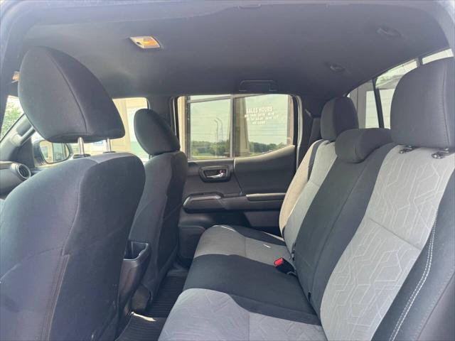Photo of 2022 White Toyota Tacoma
