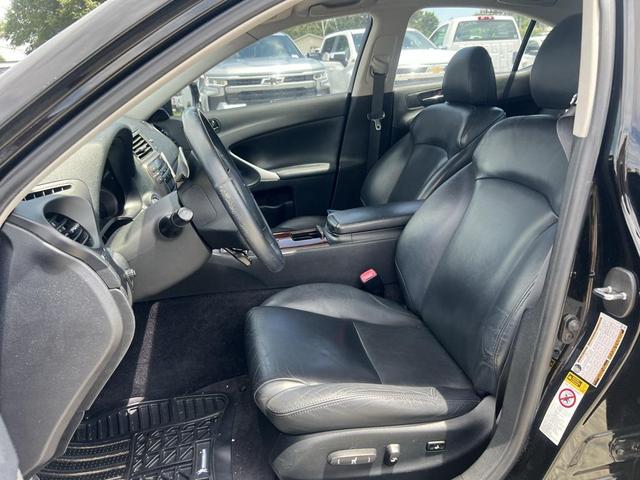 Photo of 2006 Black Onyx Lexus IS 250
