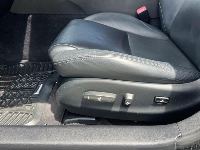 Photo of 2006 Black Onyx Lexus IS 250