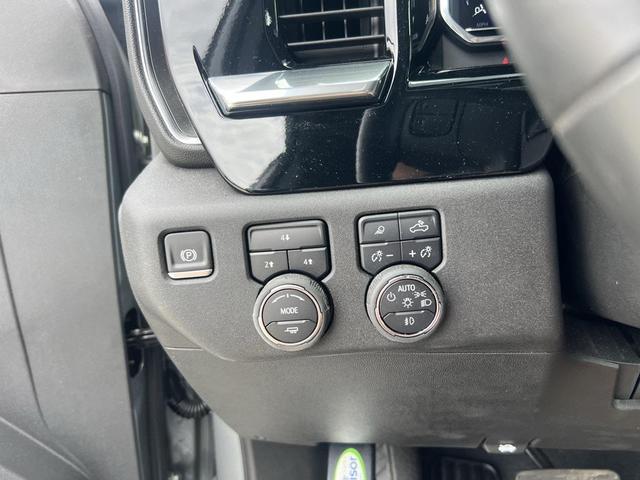 Photo of 2025 Sterling Gray Metallic Chevrolet Silverado 2500