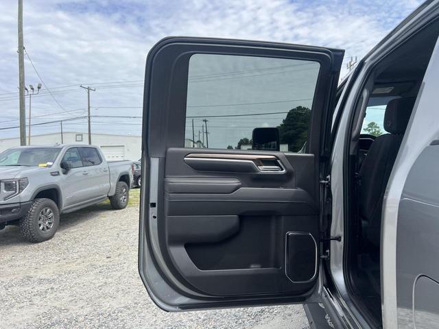 Photo of 2025 Sterling Gray Metallic Chevrolet Silverado 2500