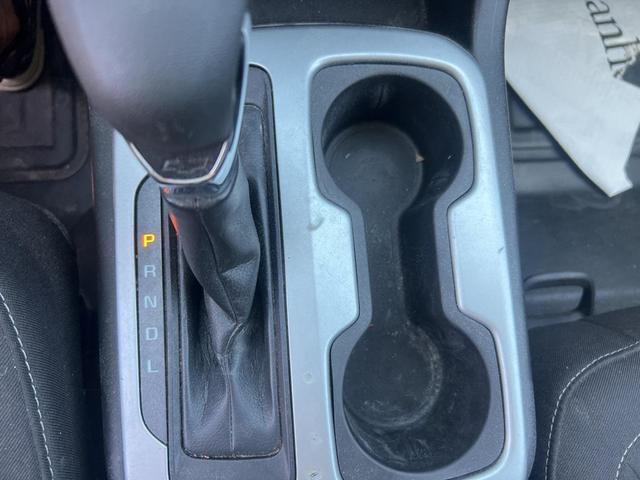 Photo of 2022 Summit White Chevrolet Colorado