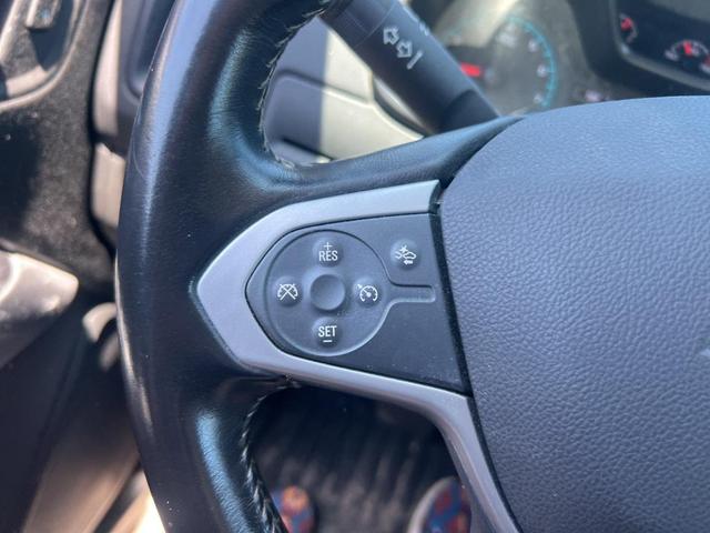 Photo of 2022 Summit White Chevrolet Colorado
