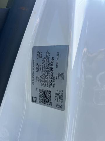Photo of 2022 Summit White Chevrolet Colorado