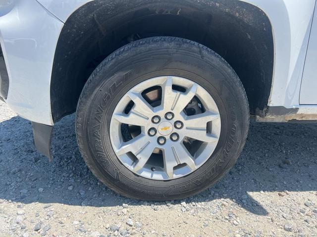 Photo of 2022 Summit White Chevrolet Colorado