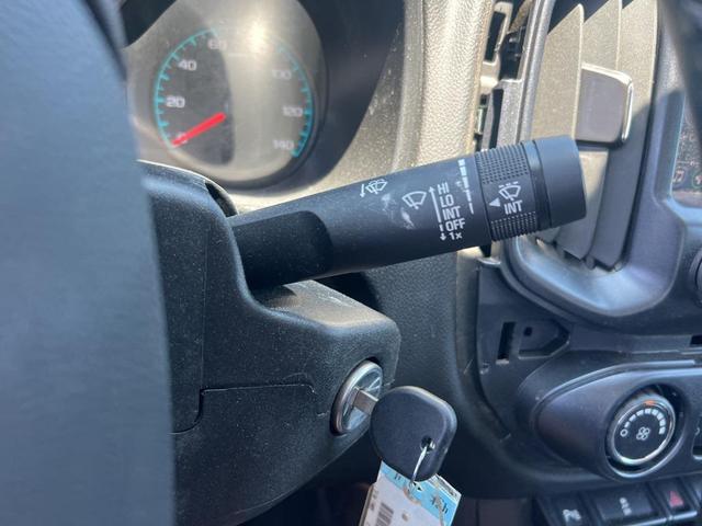 Photo of 2022 Summit White Chevrolet Colorado