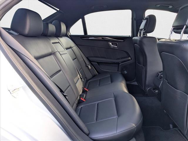 Photo of 2010 Iridium Silver Metallic Mercedes-Benz E-Class