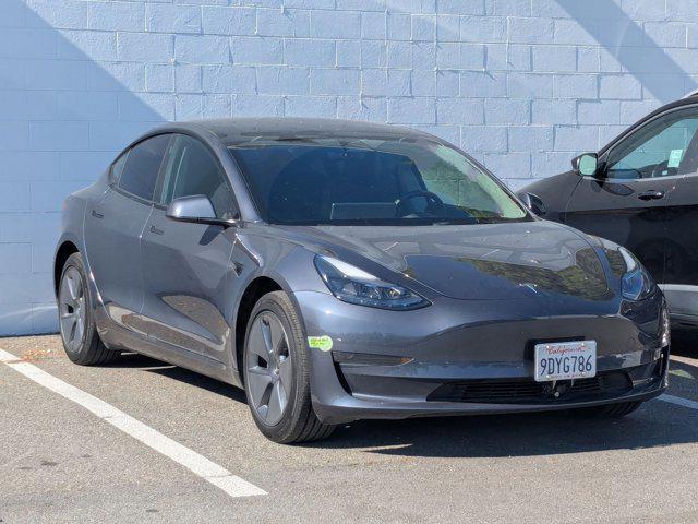 Photo of 2023 Midnight Silver Metallic Tesla Model 3