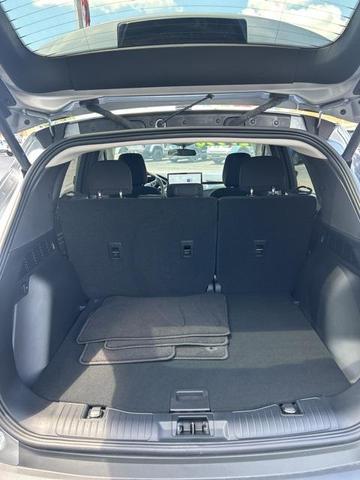 Photo of 2023 Iconic Silver Metallic Ford Escape