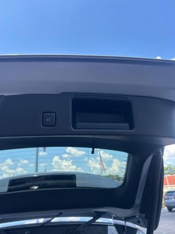 Photo of 2023 Iconic Silver Metallic Ford Escape