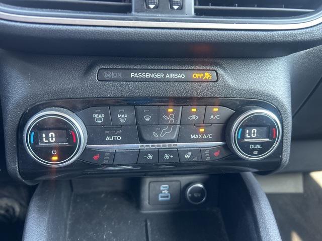 Photo of 2021 Velocity Blue Metallic Ford Escape