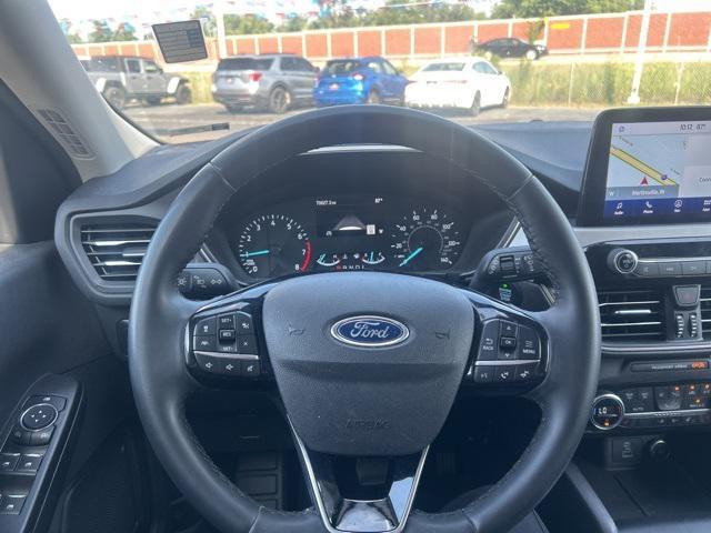 Photo of 2021 Velocity Blue Metallic Ford Escape