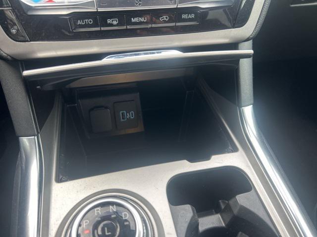 Photo of 2023 AGATE BLACK METALLIC Ford Explorer