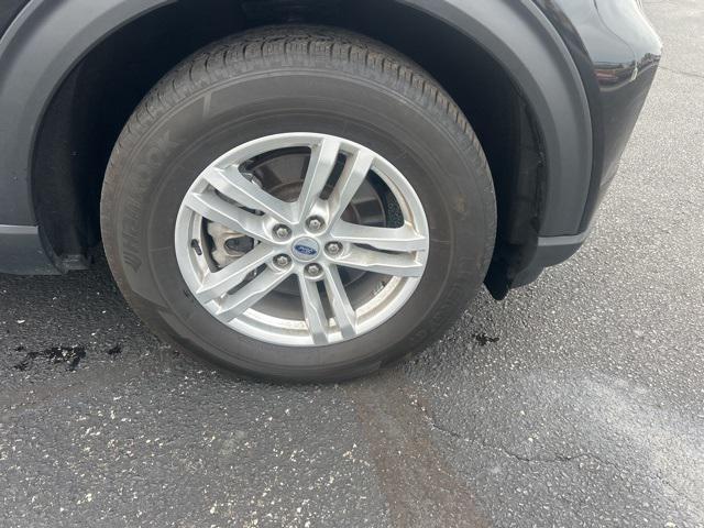 Photo of 2023 AGATE BLACK METALLIC Ford Explorer