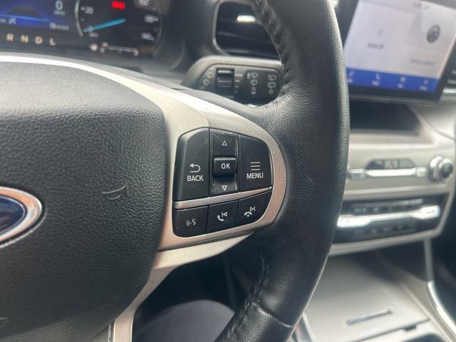 Photo of 2023 AGATE BLACK METALLIC Ford Explorer