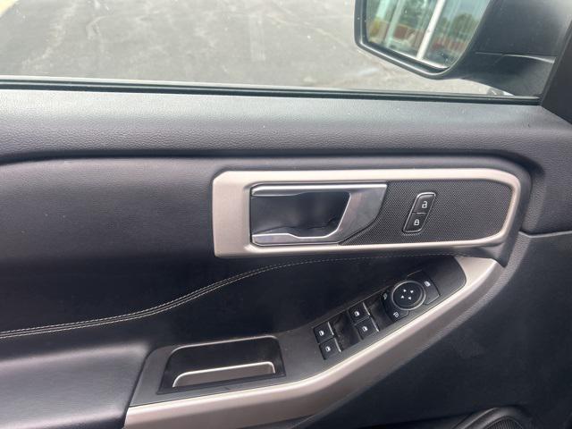 Photo of 2023 AGATE BLACK METALLIC Ford Explorer