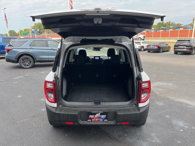 Photo of 2023 Oxford White Ford Bronco Sport