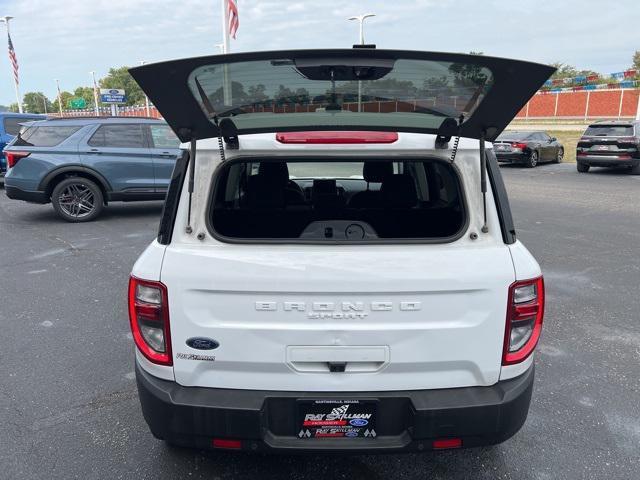 Photo of 2023 Oxford White Ford Bronco Sport