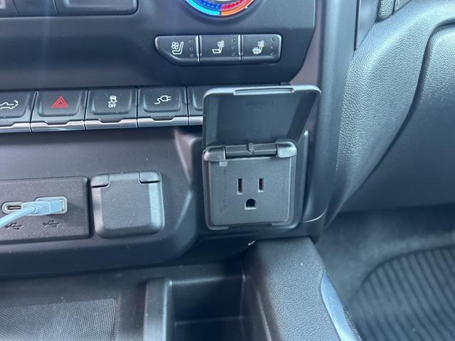 Photo of 2020 Onyx Black GMC Sierra 1500