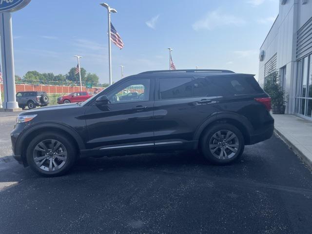 Photo of 2022 Agate Black Metallic Ford Explorer