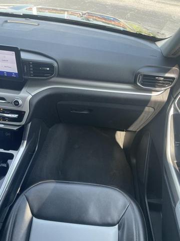 Photo of 2022 Agate Black Metallic Ford Explorer
