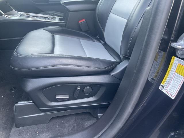 Photo of 2022 Agate Black Metallic Ford Explorer