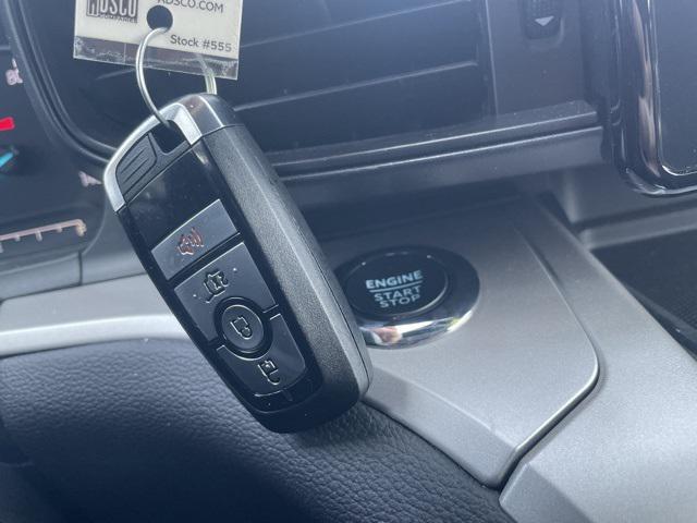 Photo of 2023 Gray Metallic Ford Explorer