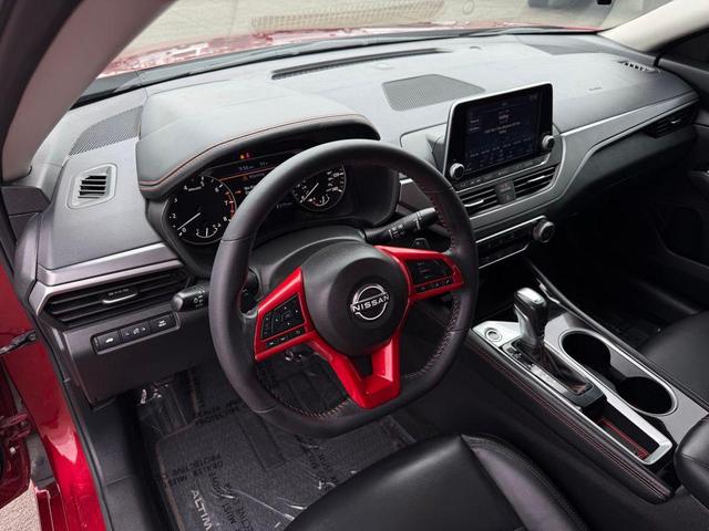 Photo of 2023 Scarlet Ember Tintcoat Nissan Altima