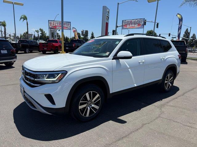 Photo of 2021 Pure White Volkswagen Atlas