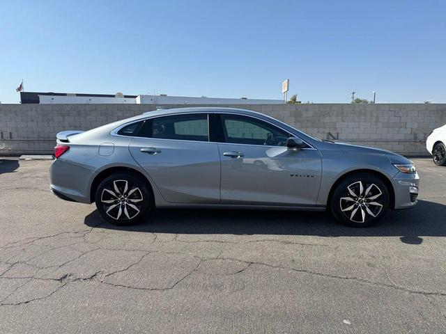 Photo of 2025 Sterling Gray Metallic Chevrolet Malibu