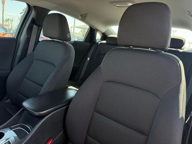 Photo of 2025 Sterling Gray Metallic Chevrolet Malibu