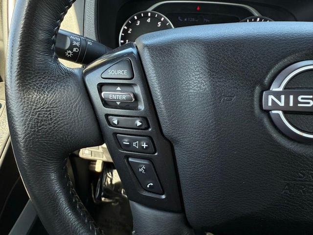 Photo of 2024 Glacier White Nissan Frontier