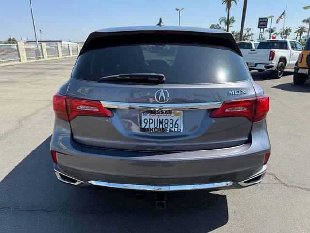 Photo of 2020 Gray Acura MDX