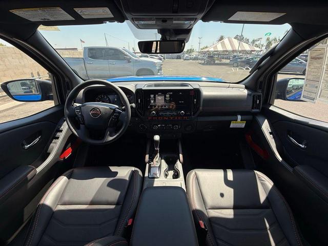 Photo of 2025 Bluestone Pearl Nissan Frontier