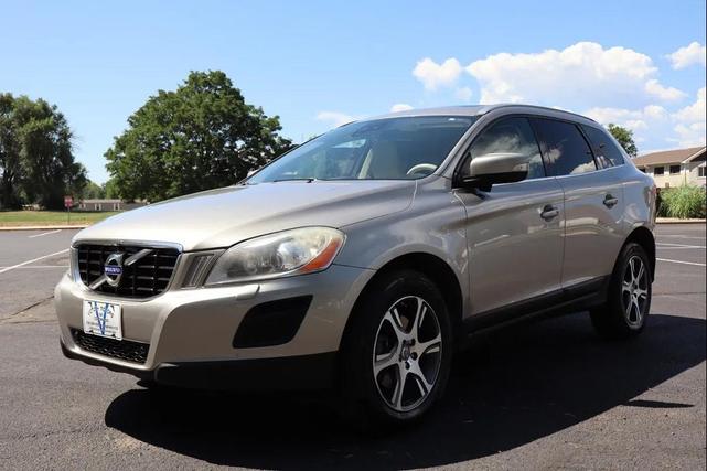 Photo of 2011 Terra Bronze Metallic Volvo XC60