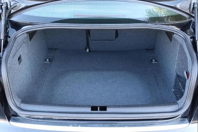 Photo of 2008 Black Audi A4