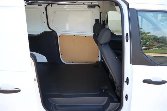 Photo of 2016 Frozen White Ford Transit Connect