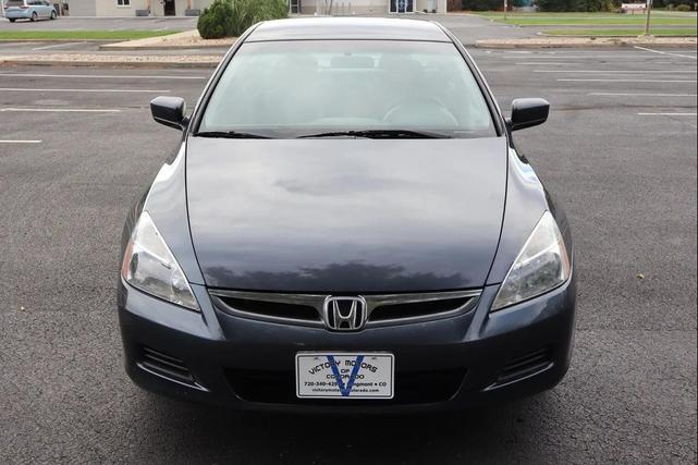 Photo of 2007 Graphite Pearl Honda Accord