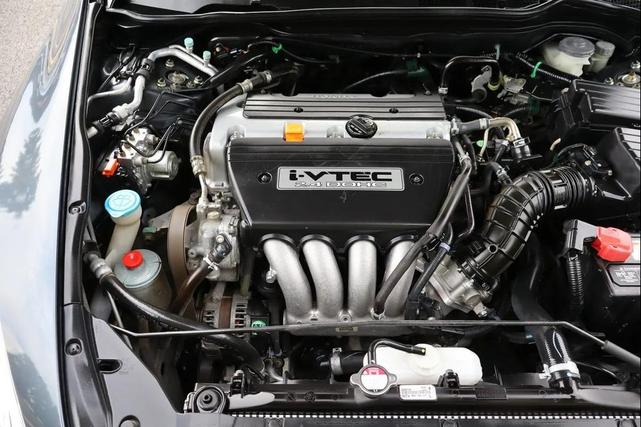 Photo of 2007 Graphite Pearl Honda Accord