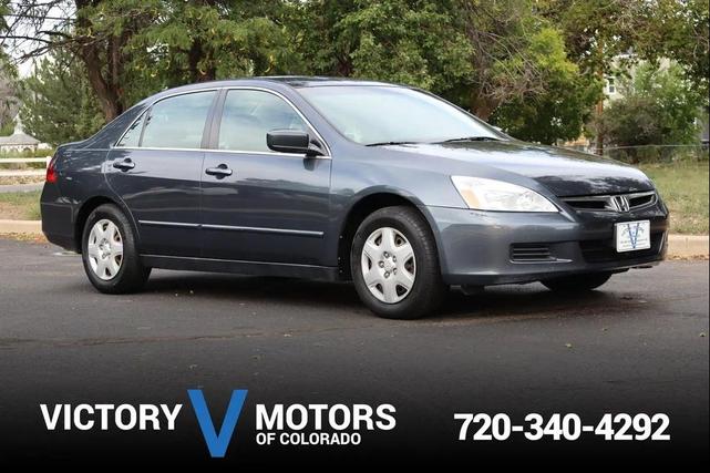 Photo of 2007 Graphite Pearl Honda Accord