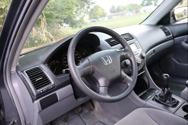 Photo of 2007 Graphite Pearl Honda Accord
